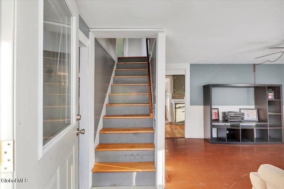 7748 New York 40, photo 5