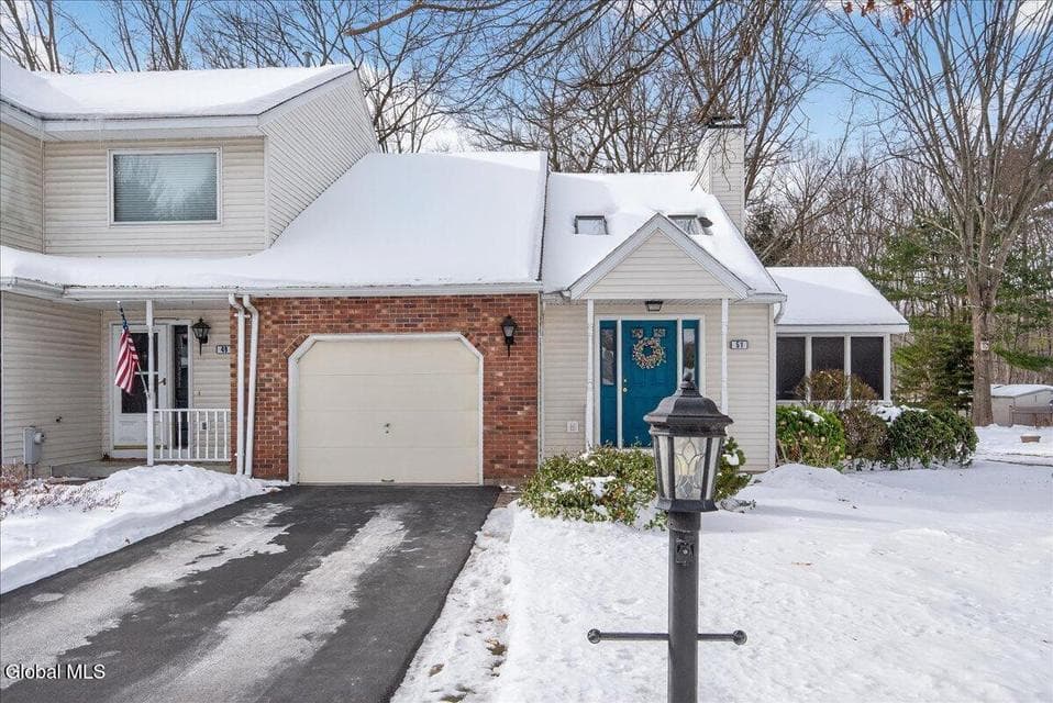 51 Westbury Court, photo 1