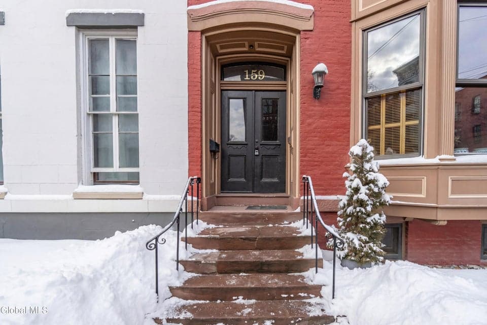 159 1st Street, photo 3