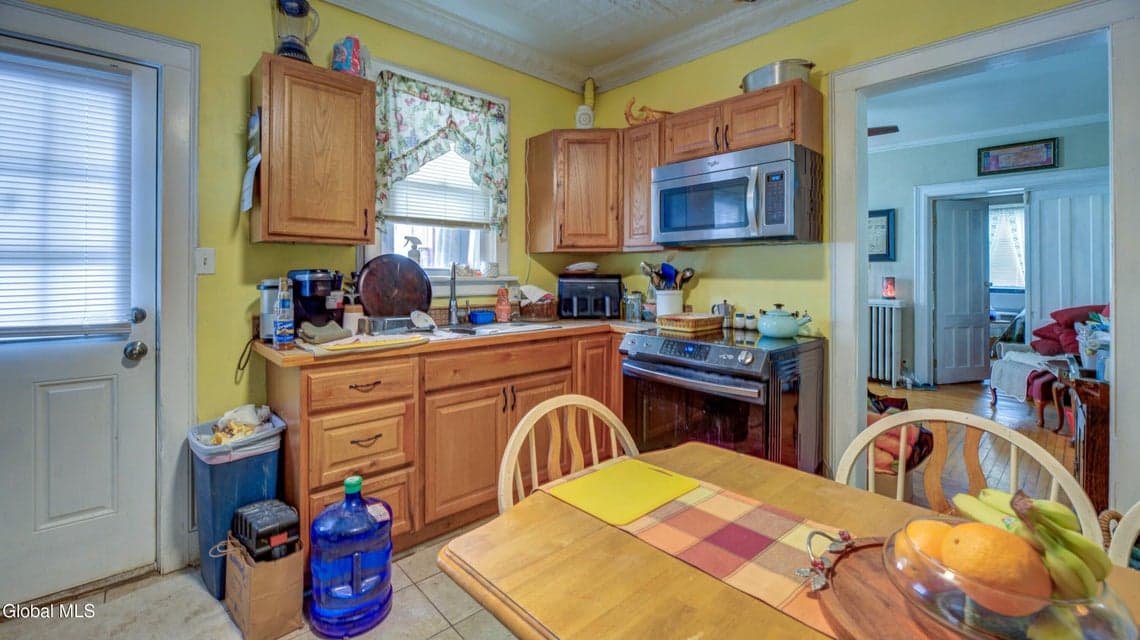 40 Temple Street, photo 5
