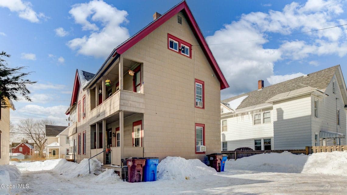 40 Temple Street, photo 3