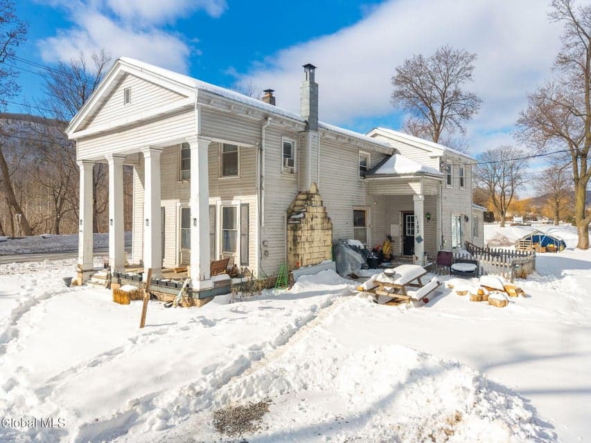 103 Middlefort Road, photo 2