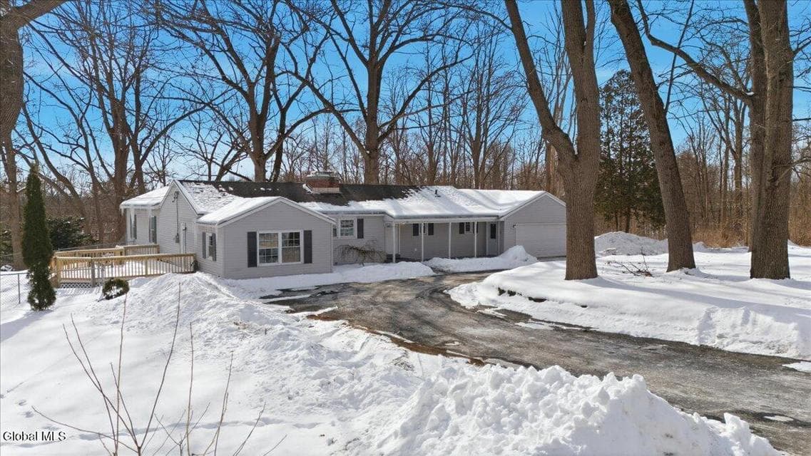 12 Laurel Road, Moreau, NY 12828, photo 1