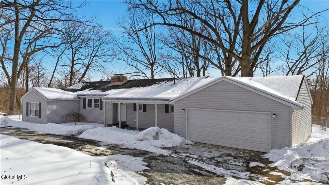 12 Laurel Road, Moreau, NY 12828, photo 2