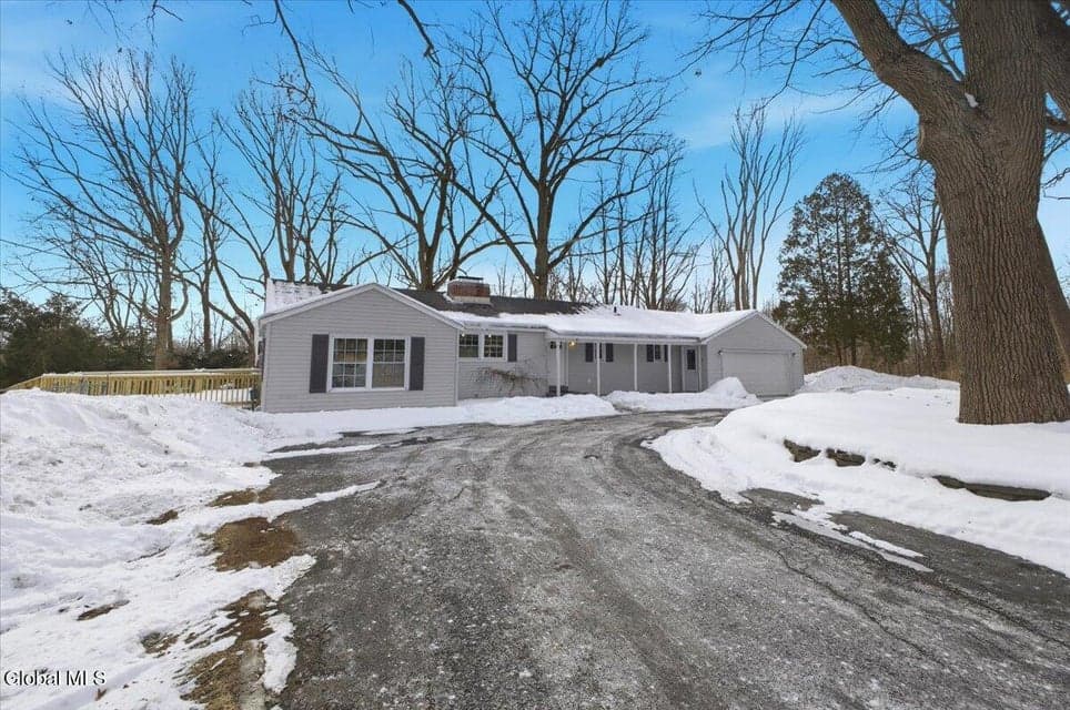 12 Laurel Road, Moreau, NY 12828, photo 5