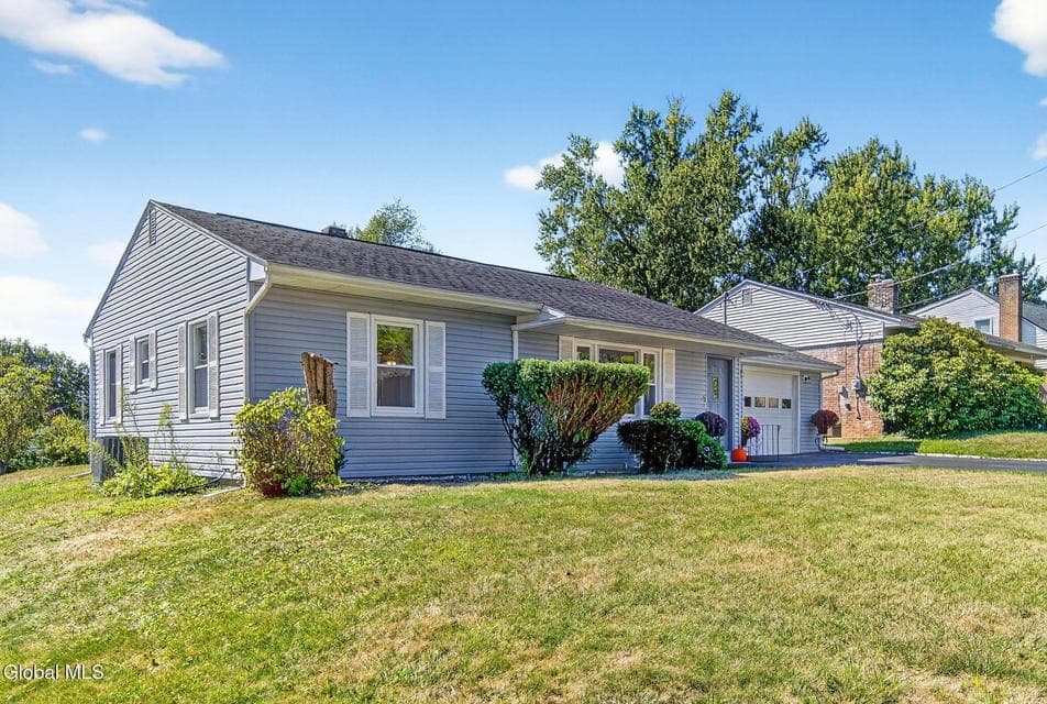 20 Prout Avenue, photo 1