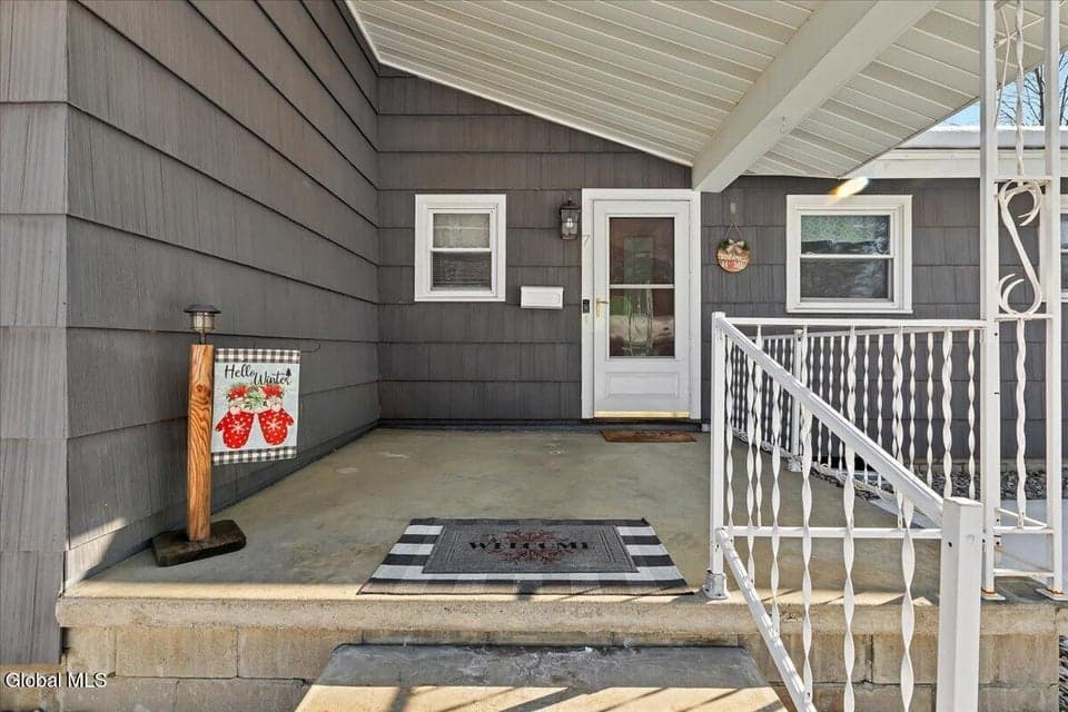 7 Northup Drive, photo 3