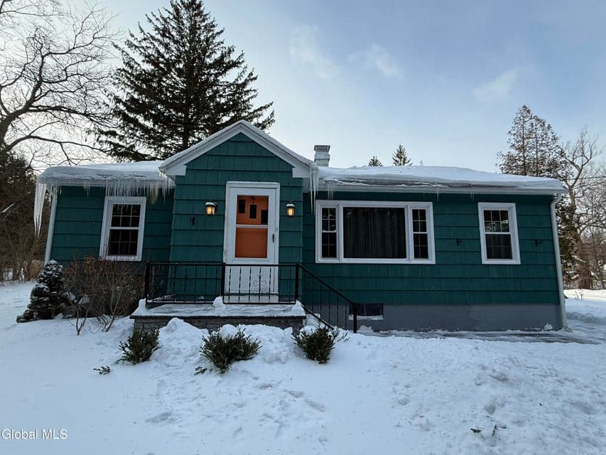 1097 E German St. Extension, photo 2