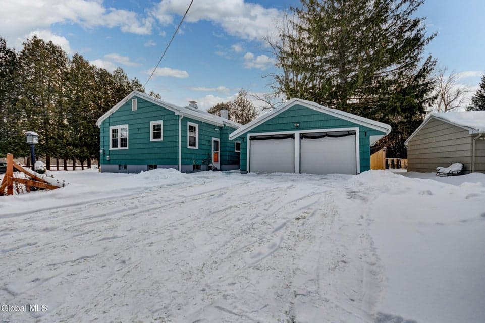 1097 E German St. Extension, photo 3