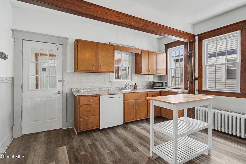 182 Whitehall Road, photo 5