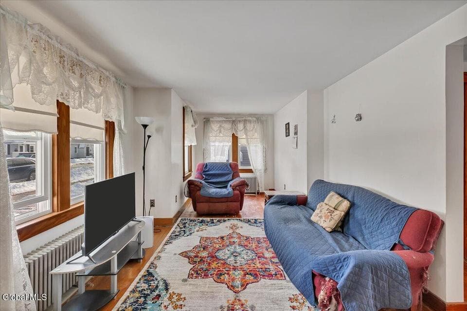 1034 Wallace Avenue, Rotterdam, NY 12306, photo 4