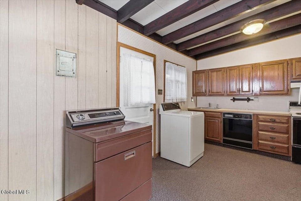 8 Harold Avenue, photo 5