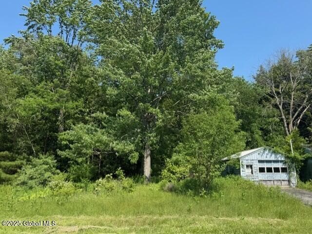 185 Finley Road, photo 2