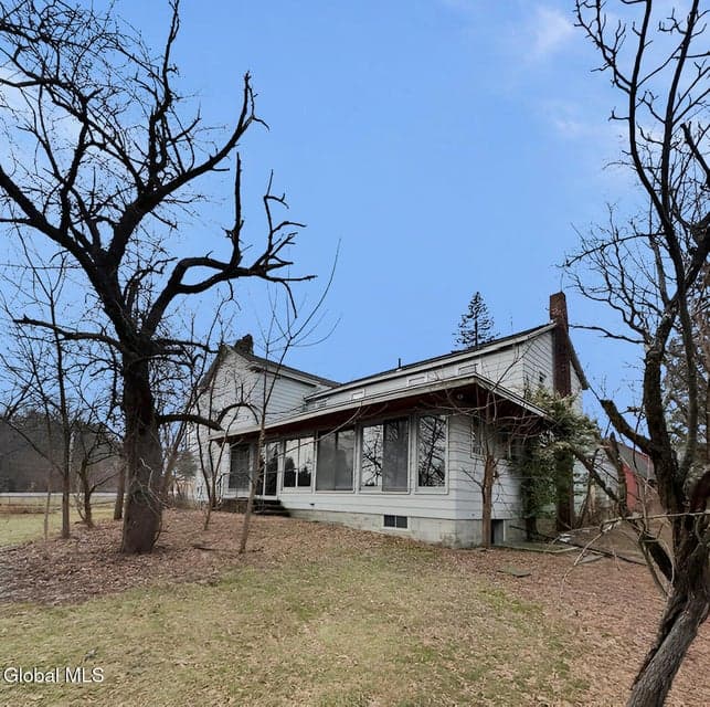 1896 Western Turnpike, photo 1