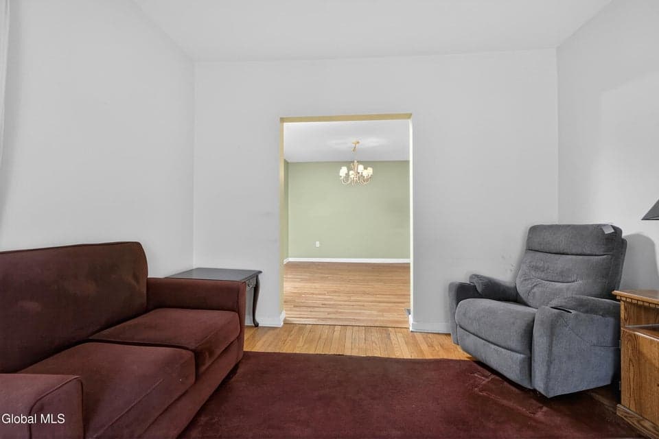 264 Kenwood Avenue ********, photo 3