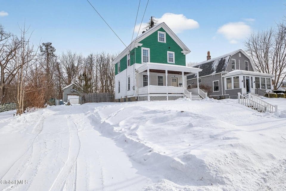 58 Campbell Avenue, photo 2