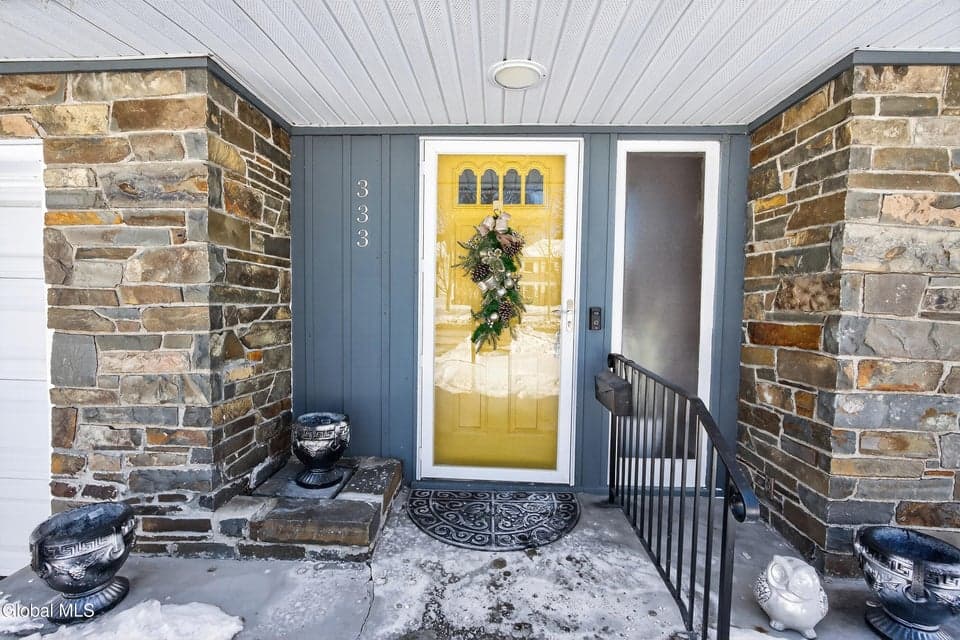 333 S Manning Boulevard, photo 5
