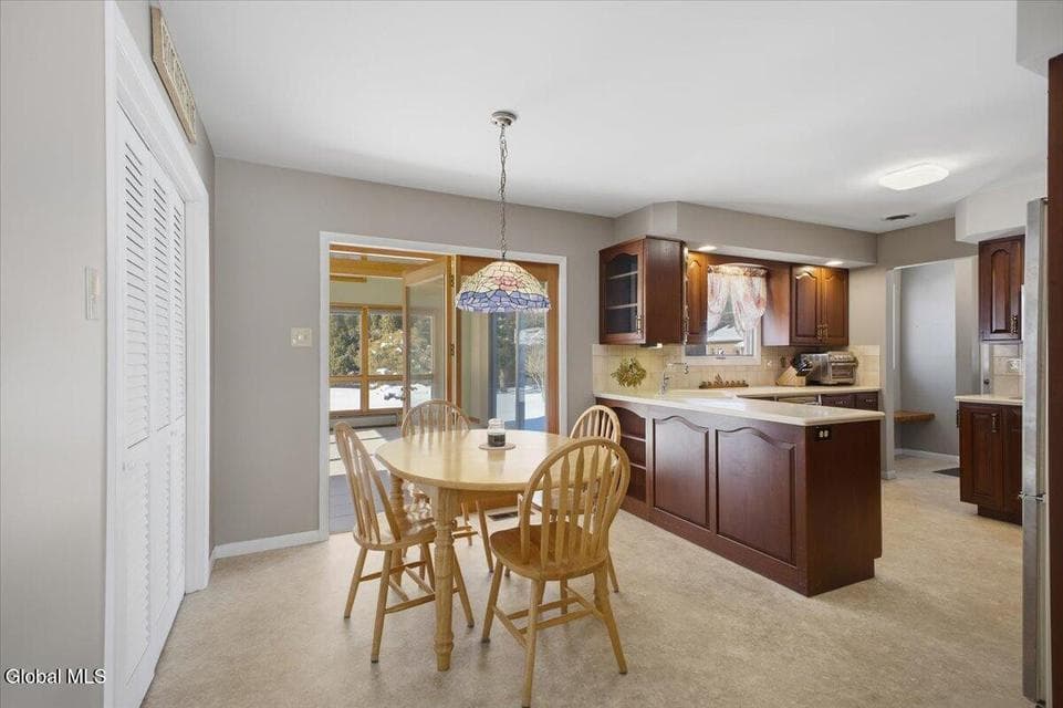 17 Centennial Drive, photo 5