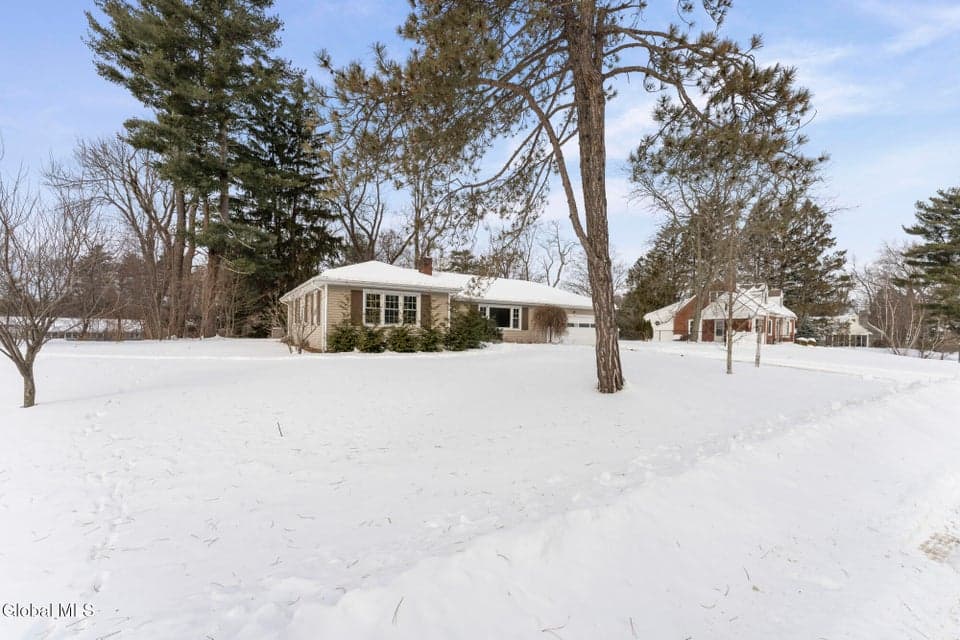 6 Maple Ridge Avenue, photo 3
