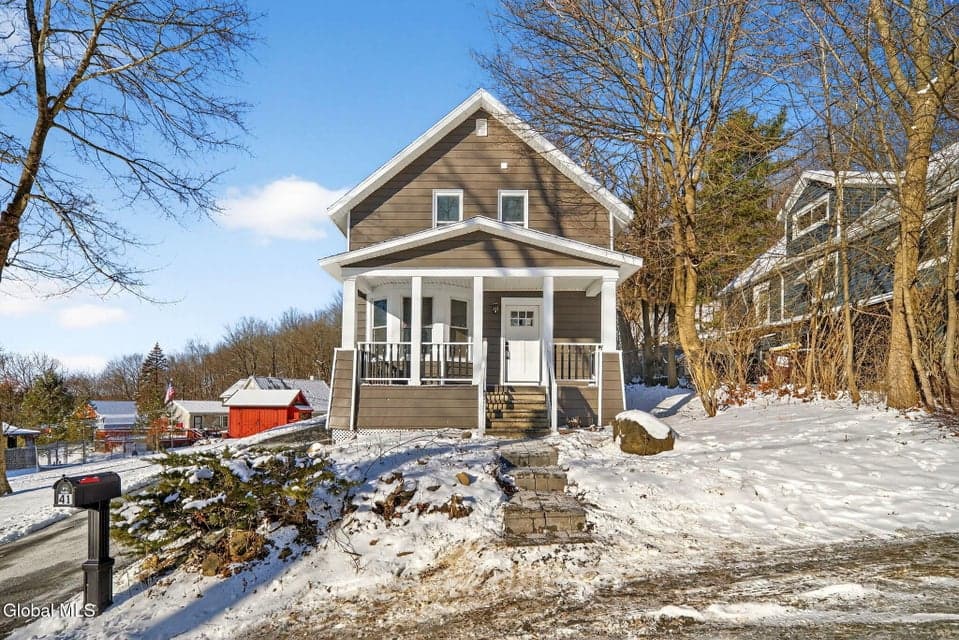 41 Atlantic Avenue, photo 2