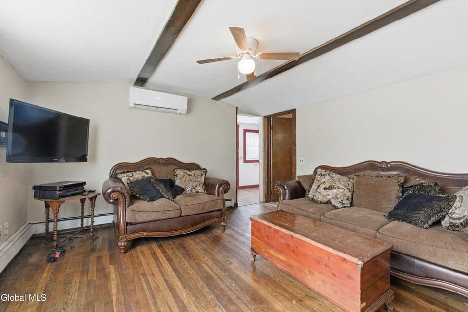31 Carey Avenue, Hoosick Falls, NY 12090, photo 5