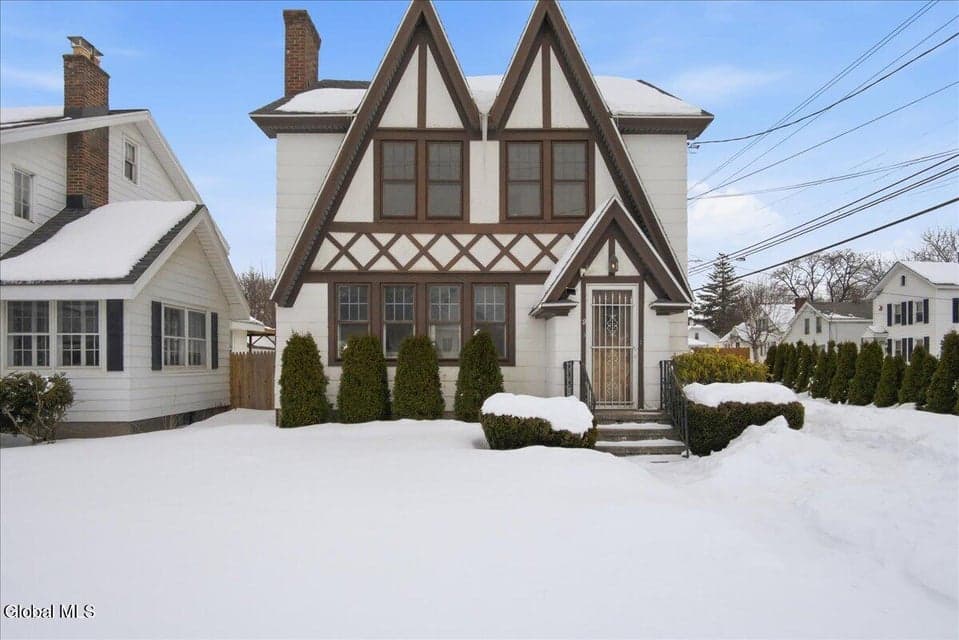 2 East Boulevard, photo 1