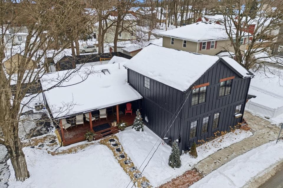 278 Nelson Avenue, photo 1