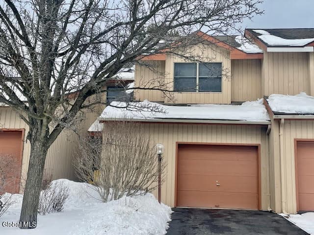 188 Harvard Road, photo 2