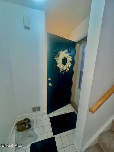 188 Harvard Road, photo 3
