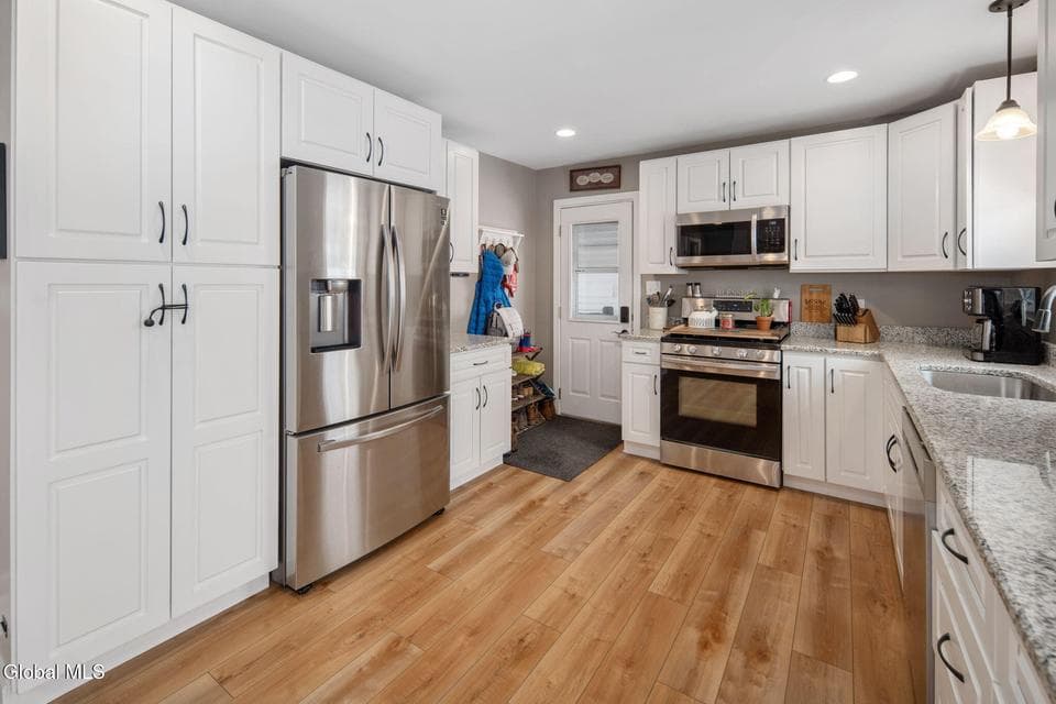 16 Forest Drive, photo 3