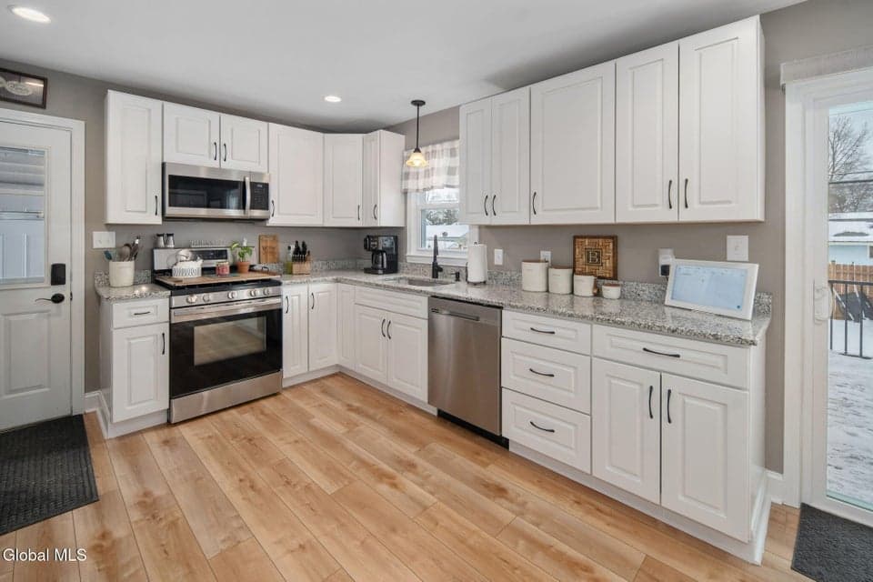 16 Forest Drive, photo 4