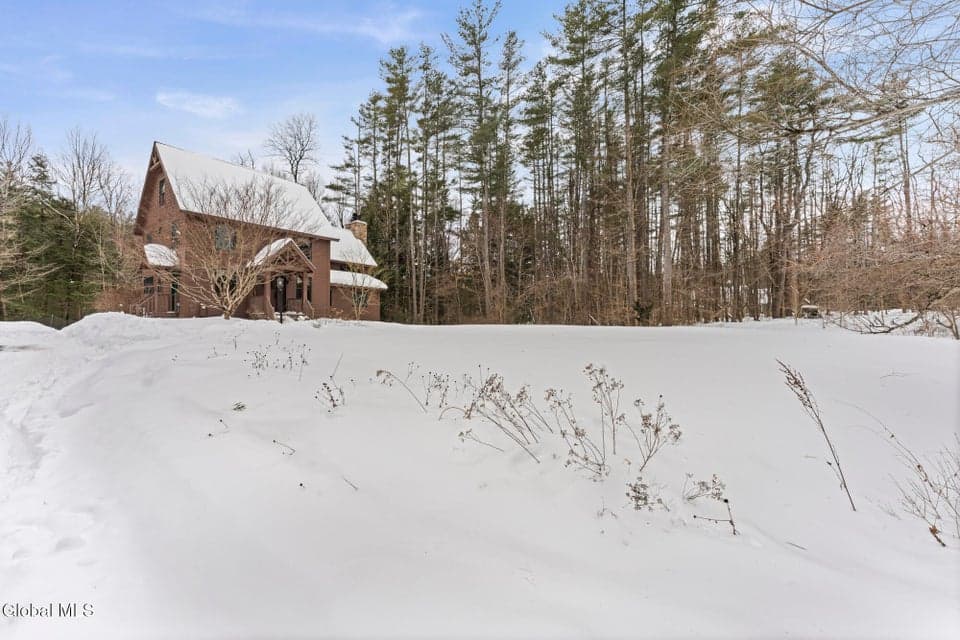 3056 Shaw Road, photo 2