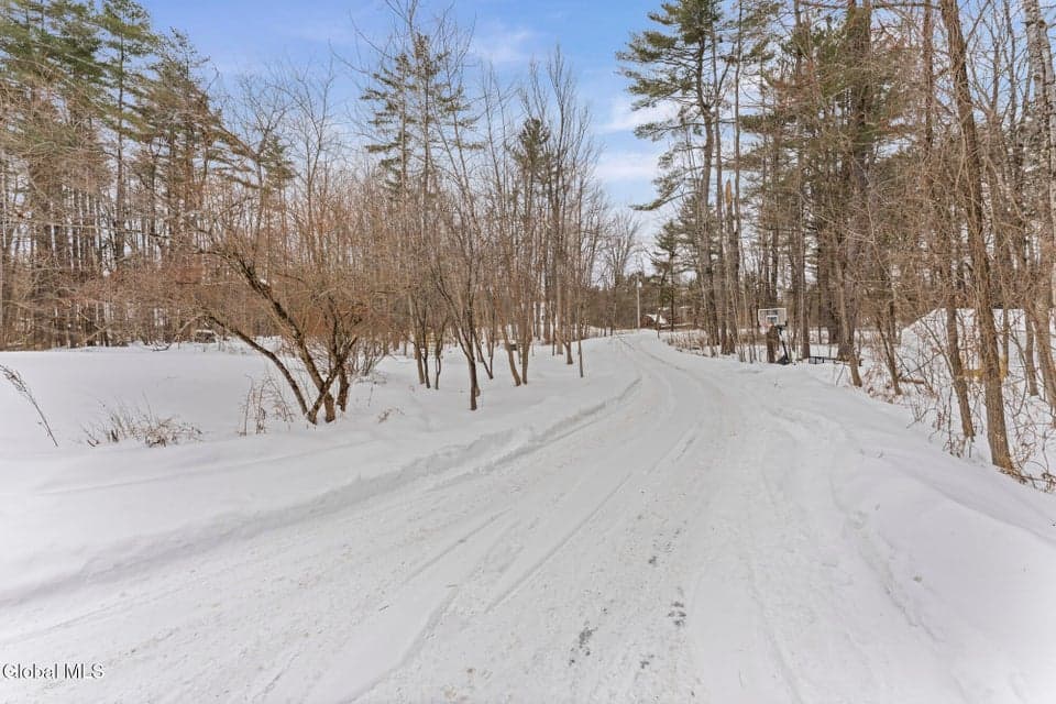 3056 Shaw Road, photo 4