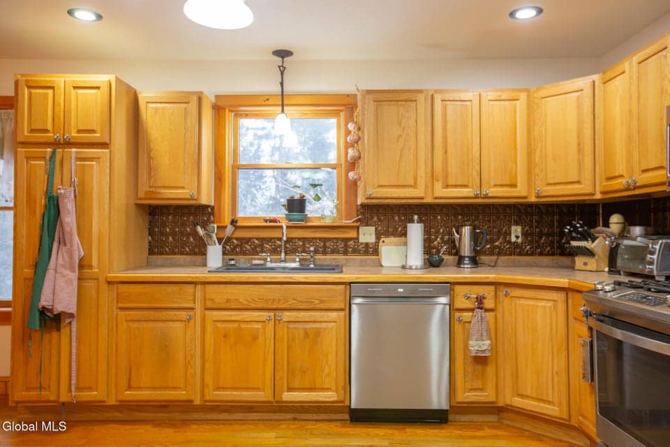 1835 Call Street, photo 4