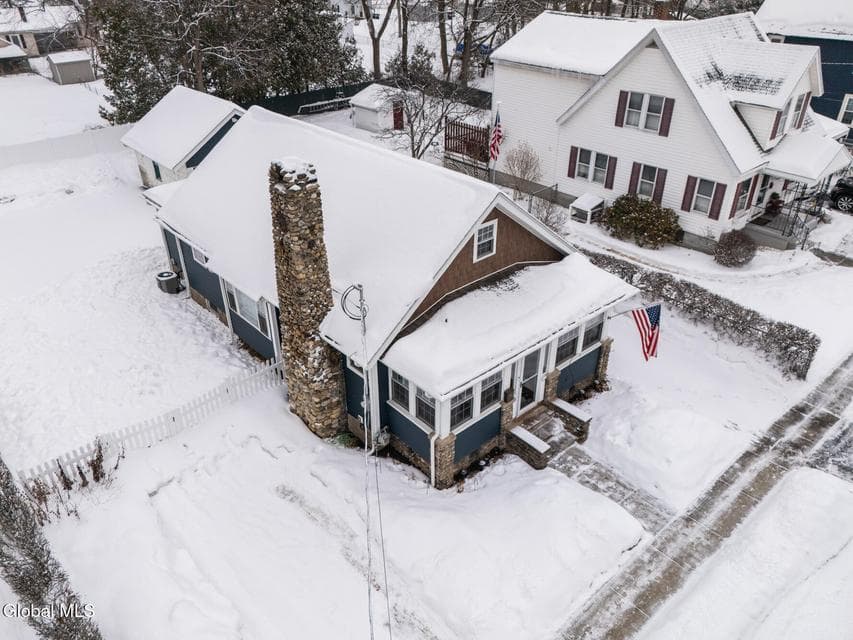 7 Jackson Avenue, photo 2