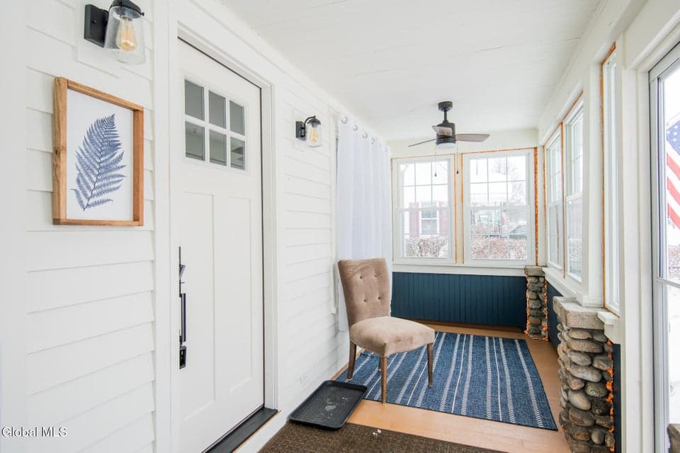 7 Jackson Avenue, photo 3