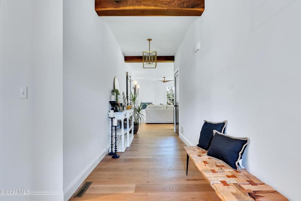 67 Guiliana Boulevard, photo 2