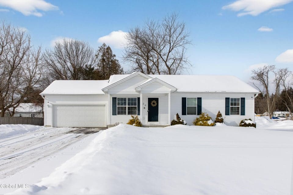 26 Holden Avenue, photo 3