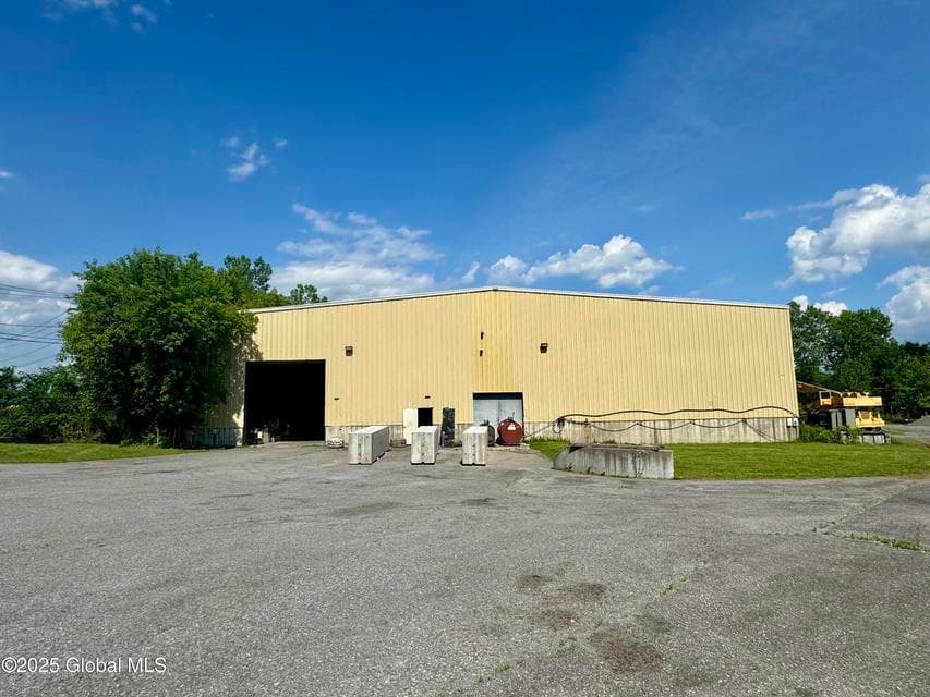 284 Towpath Lane, photo 2