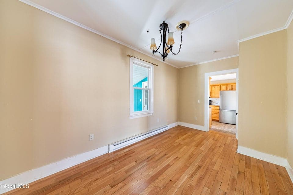 600 Hudson Avenue, photo 4