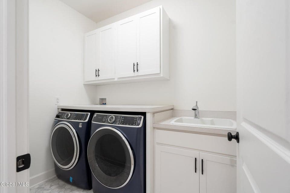 6 Cannon Royal Drive, photo 4