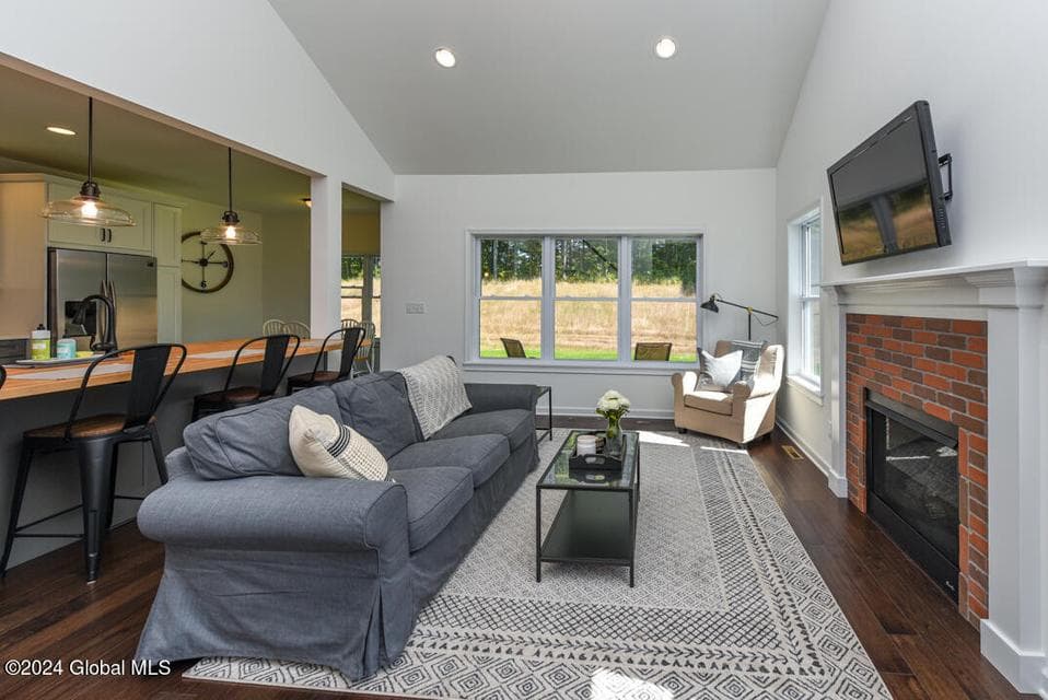 6 Hunter Court, photo 2