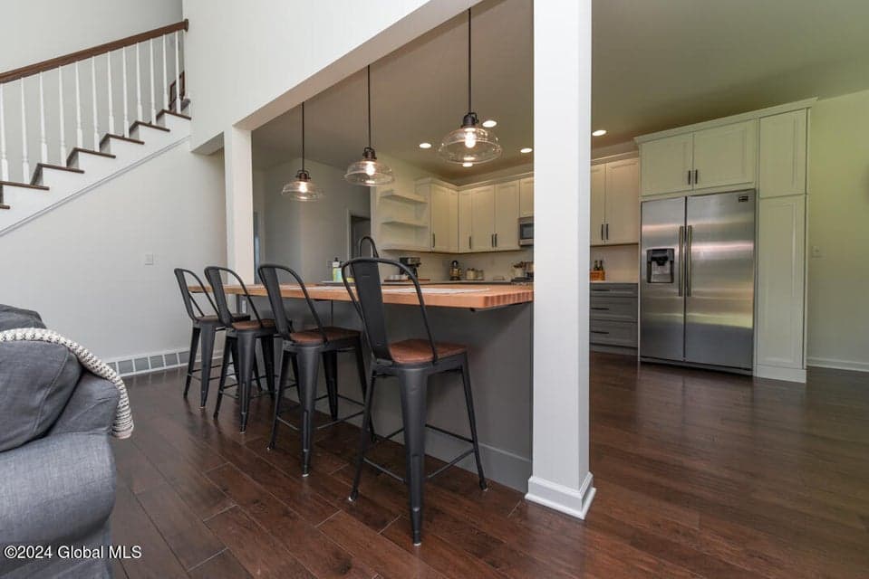 6 Hunter Court, photo 4