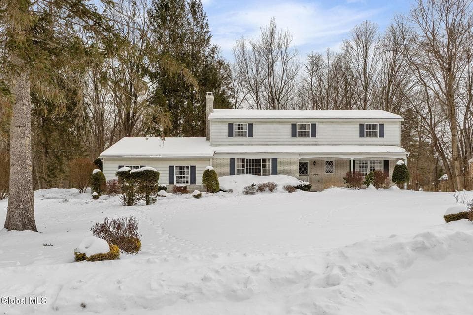 4 Willowbrook Lane, photo 1