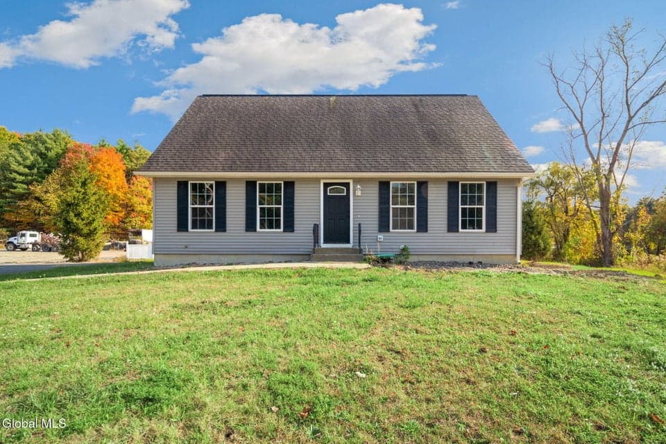 342 Snyders Corners Road, Poestenkill, NY