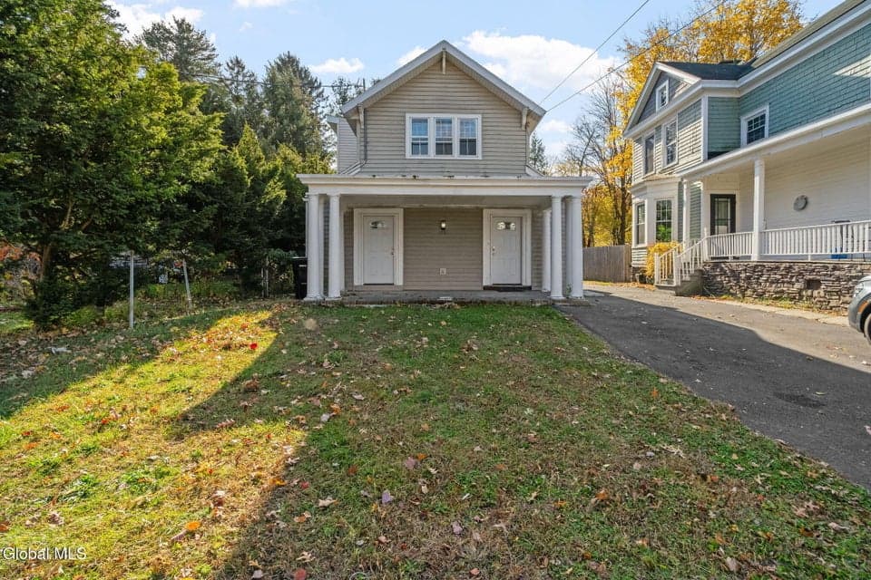 1681 Tibbits Avenue, photo 1