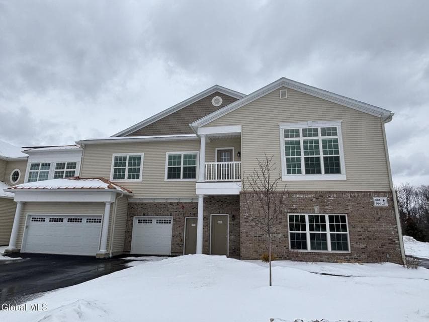 608 Vly Pointe Drive