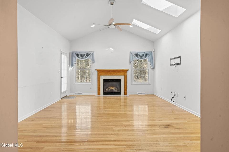 47 Oakmont Street, photo 5