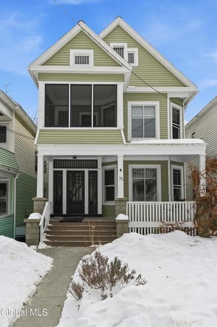 75 S Pine Avenue, photo 1