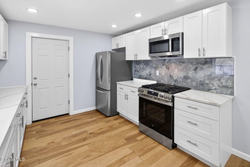 2321 10th Avenue, photo 4